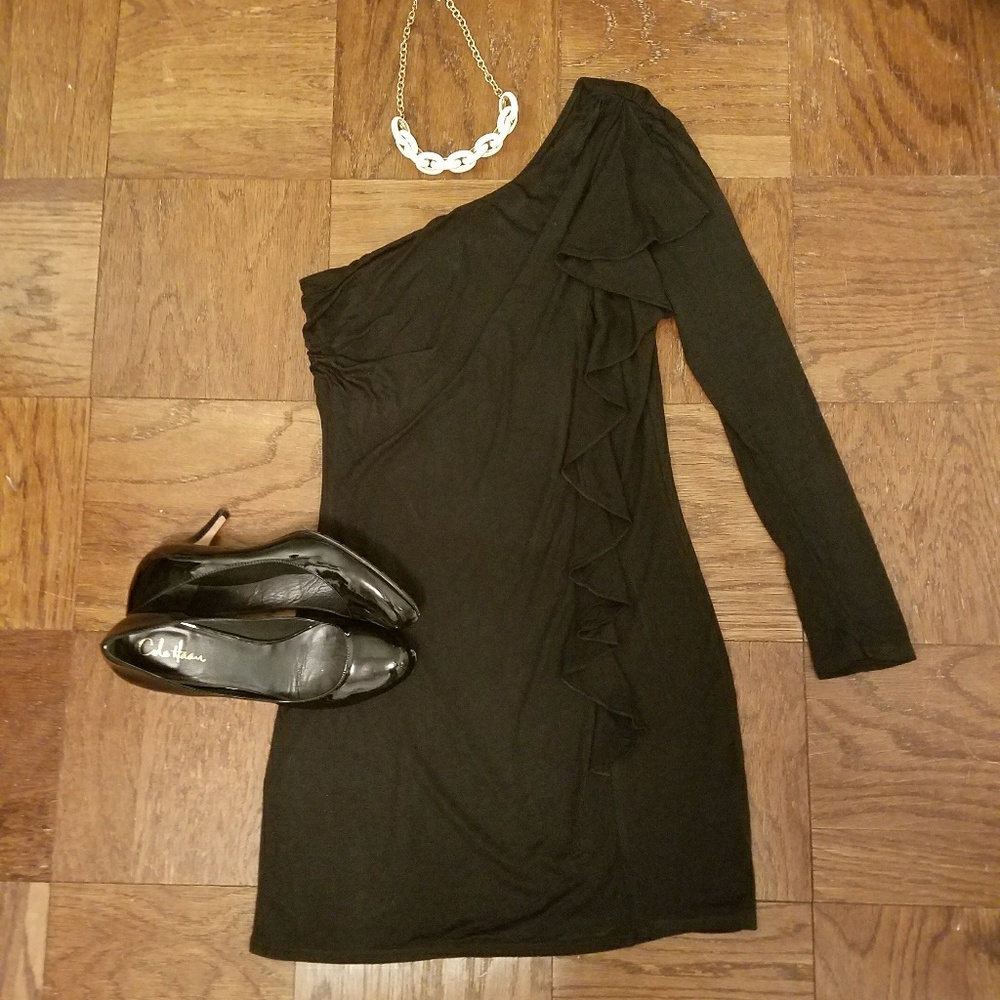 Arden B | Asymmetric party dress - size M